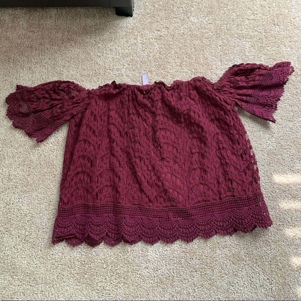 Fransecas off the shoulder top size medium